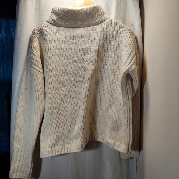 𝅺catherine Malandrino White Turtleneck Sweater M - Picture 4 of 9